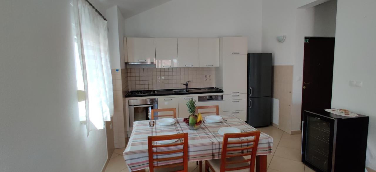 Apartment Dea تروغير المظهر الخارجي الصورة